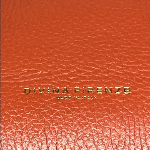 Divina Firenze Pebbled Leather Convertible Backpack Bag main image 14